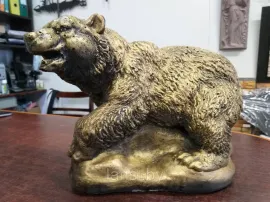 Скульптура " Статуэтка Медведь "