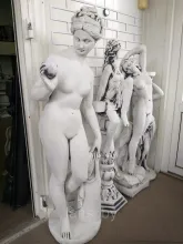 Скульптура " Ева "