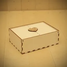 Деревянная коробка Сердечко
