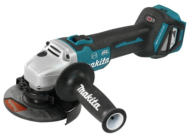 7. Makita DGA513Z: Топ с аккумулятором + плавный пуск