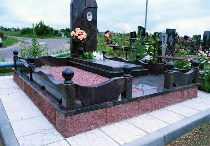 Памятник из гранита на 1 чел. + портрет под ключ. Минск и обл