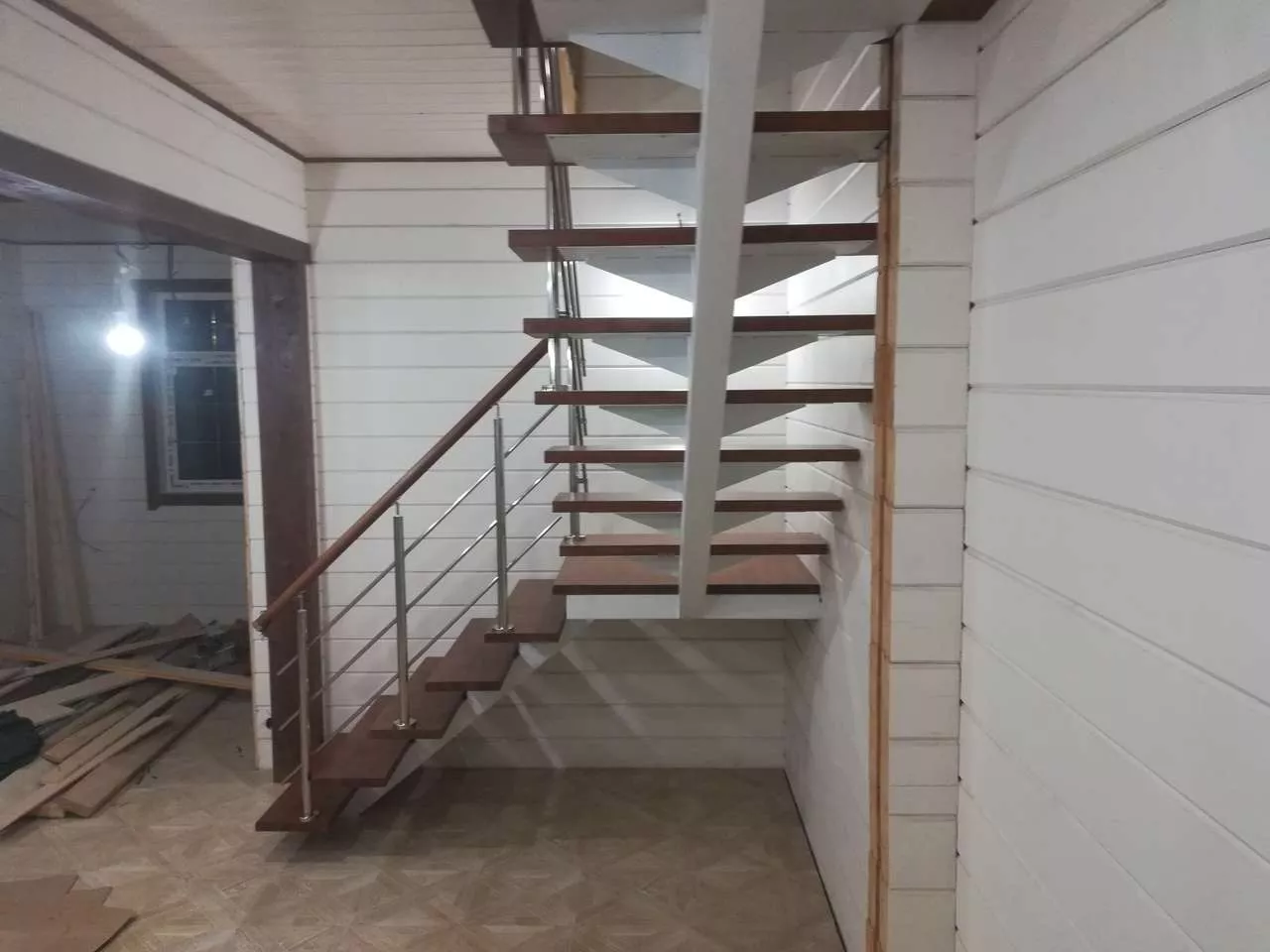Лестницы на монокосоуре