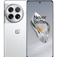 Телефон OnePlus 12 24GB/1TB китайская версия (белый)