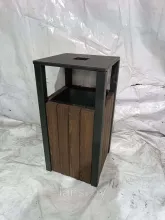 Урна с пепельницей металлическая с деревом "Виток 3" 400х400х650 мм