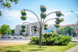Цветочница "В виде дерева" 2300х3710 мм