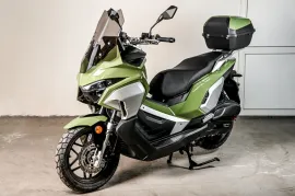Максискутер SPRMOTORS TRAVEL MAX 180 EFI (T4-50H)