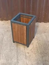 Цветочница металлическая с деревом "Виток 2" 300х300х500 мм