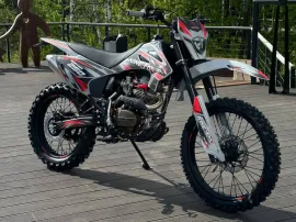 Мотоцикл Nine Fox DARTER 250