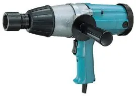 Гайковерт ударный Makita 6906