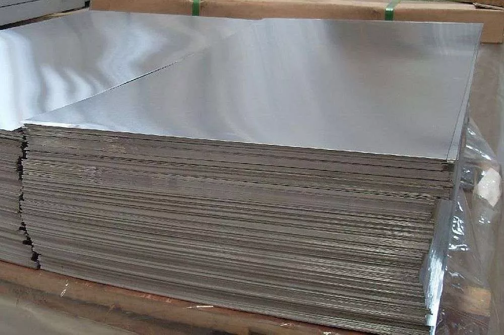 Лист алюминиевый гладкий 3,0 мм