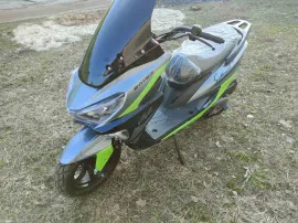 Скутер RACER RC150T-15 HYPER